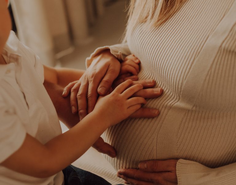 Domowa sesja ciążowa Natalii